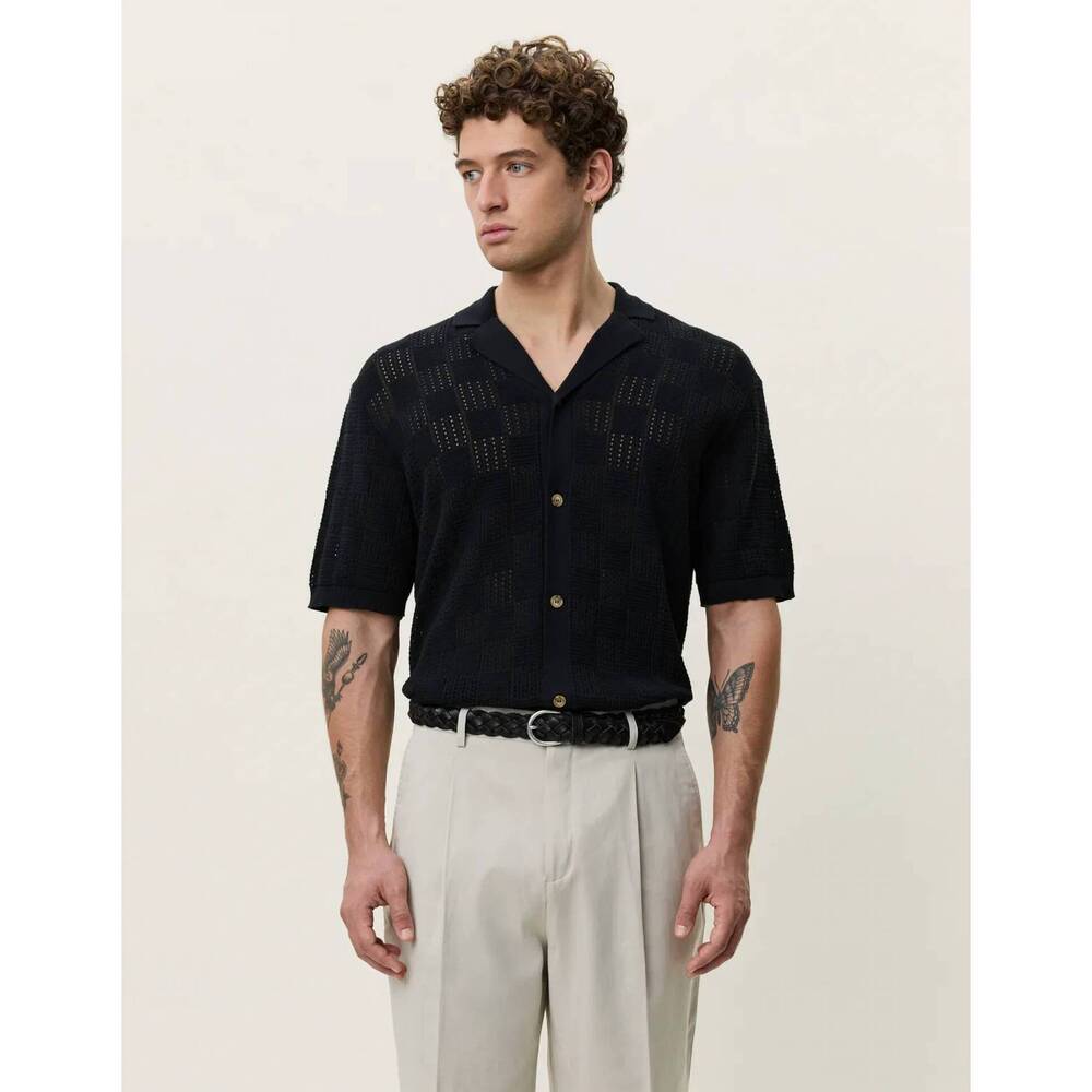 NEW LES DEUX square knitted short sleeve shirt in black